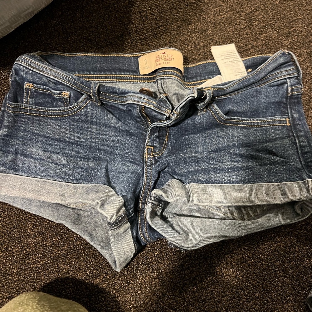 Hollister size 3 brand new